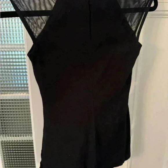 Bailey/44 black top with sheer cap sleeves and Sheer V-Front insert zip back XS - Picture 4 of 11